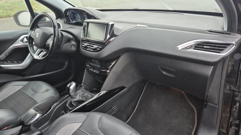 Peugeot 2008 1.5 BlueHDi 100 Allure Business