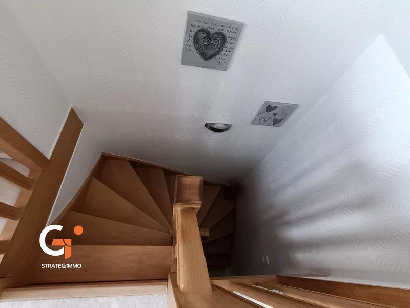 Maison - 89 m² - 5 pièces