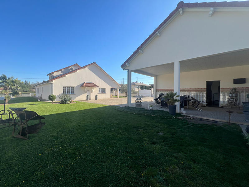 Maison contemporaine - 195 m² - 6 pièces