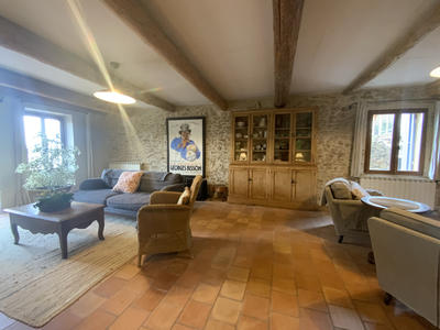 Maison - 163 m² - 5 pièces