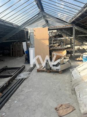 Local commercial - 220 m²