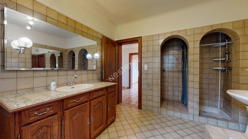 Maison - 141 m² - 6 pièces