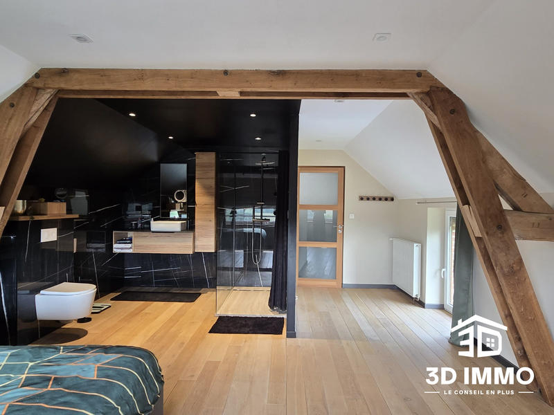 Maison - 230 m² - 7 pièces