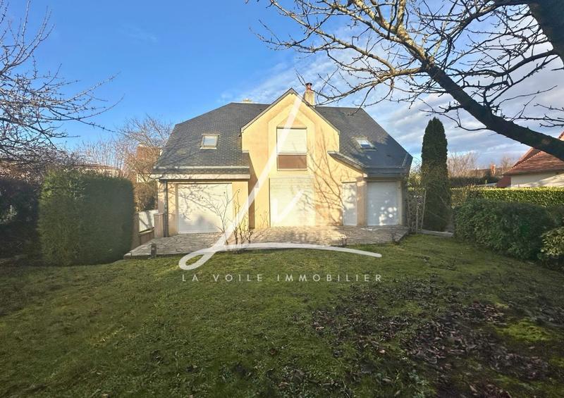 Maison contemporaine - 206 m² - 8 pièces