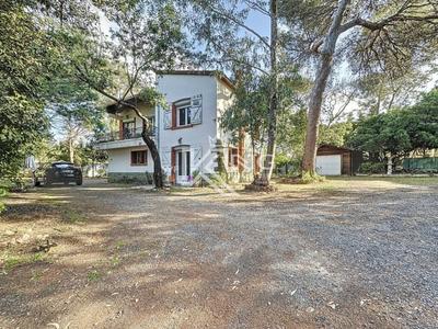 Villa - 160 m² - 7 pièces