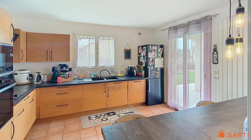 Maison - 165 m² - 8 pièces