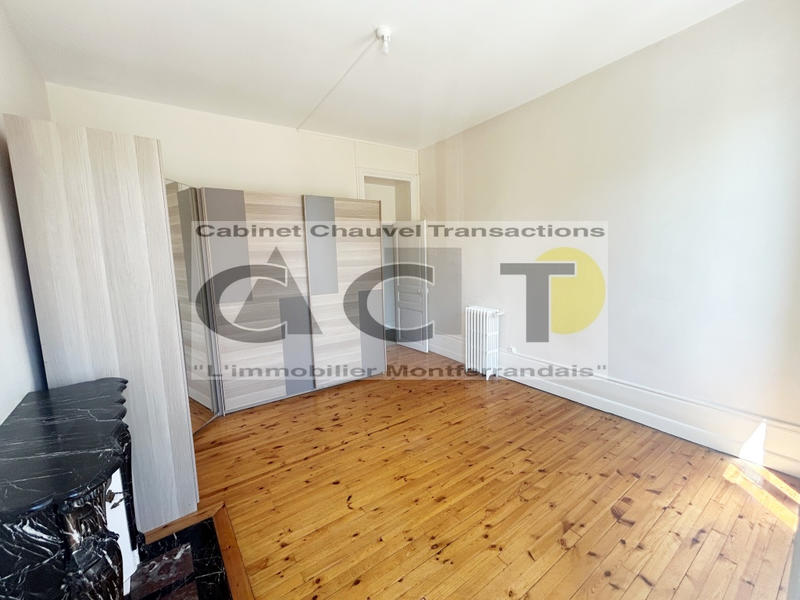 Appartement - 177 m² - 7 pièces