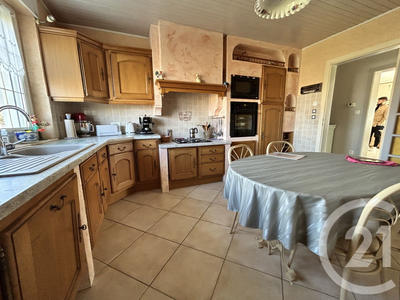 Maison - 141 m² - 7 pièces