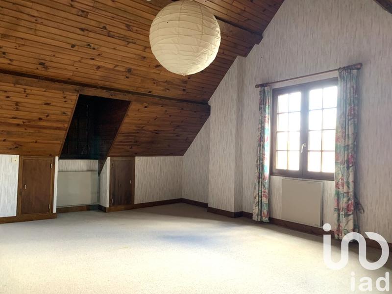 Maison - 200 m² - 7 pièces