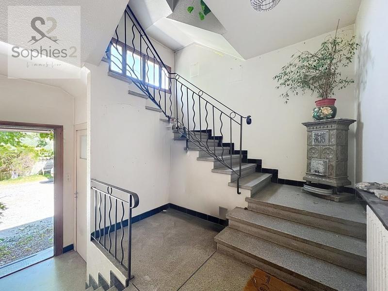 Maison - 226 m² - 9 pièces