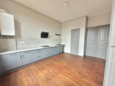 Appartement - 158 m² - 6 pièces