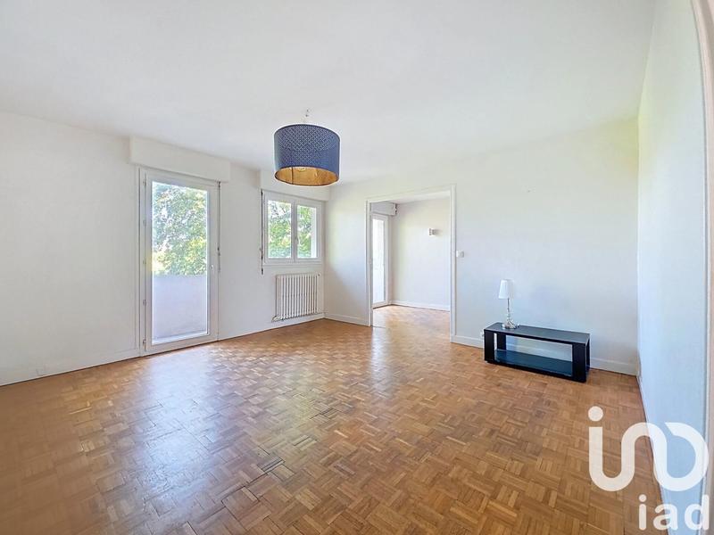 Appartement - 80 m² - 4 pièces