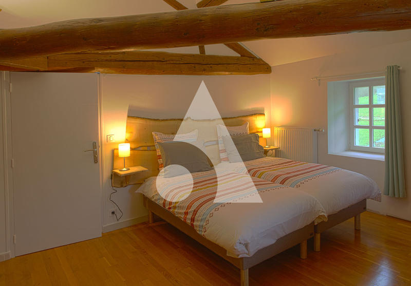 Demeure - 600 m² - 17 pièces