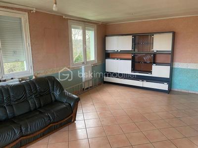 Maison traditionnelle - 102 m² - 5 pièces