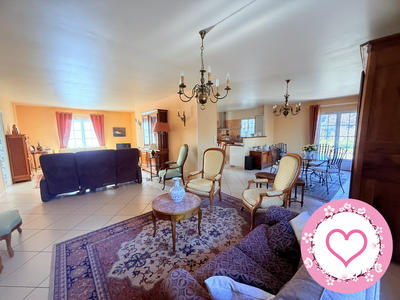 Maison - 165 m² - 6 pièces