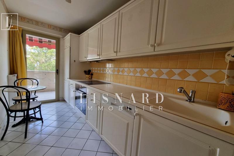 Appartement - 107 m² - 4 pièces