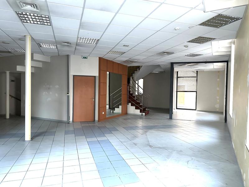 Local commercial - 300 m²