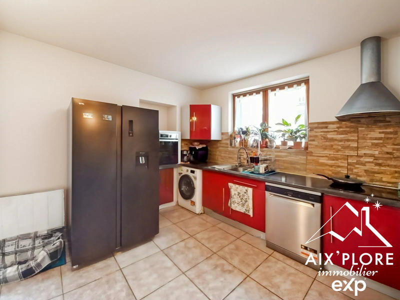 Maison - 104 m² - 4 pièces