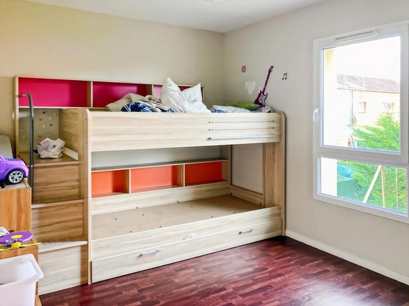 Maison - 98 m² - 5 pièces