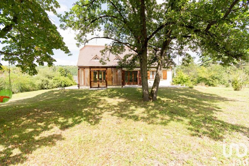 Maison - 198 m² - 5 pièces