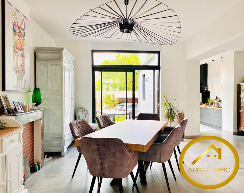 Maison - 172 m² - 6 pièces