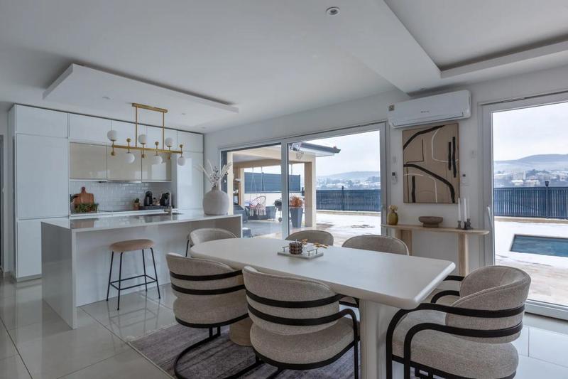 Maison - 142 m² - 6 pièces