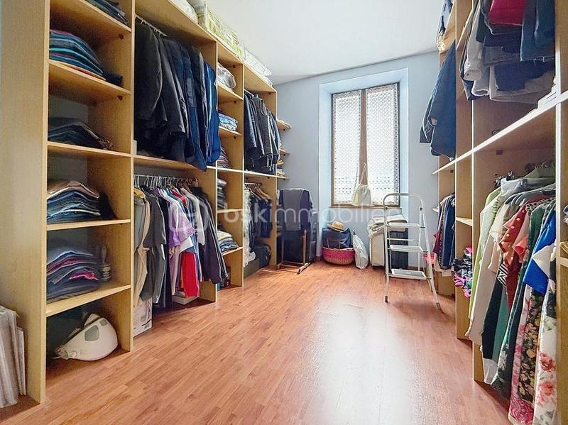 Maison de campagne - 223 m² - 10 pièces