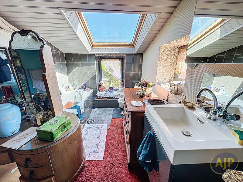 Maison - 190 m² - 5 pièces