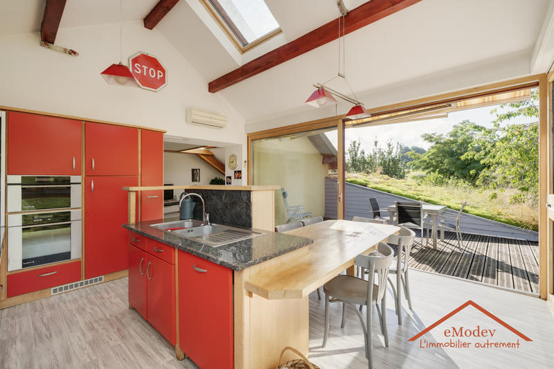 Maison - 200 m² - 5 pièces