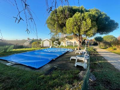 Maison - 159 m² - 5 pièces