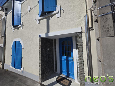 Maison - 93 m² - 5 pièces