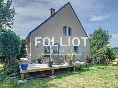 Maison - 266 m² - 12 pièces