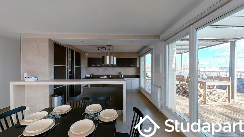 Chambre - 13 m² - 1 pièce