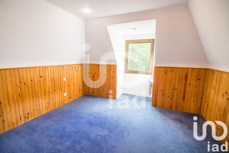 Maison - 208 m² - 8 pièces