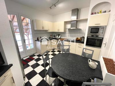 Maison - 108 m² - 5 pièces