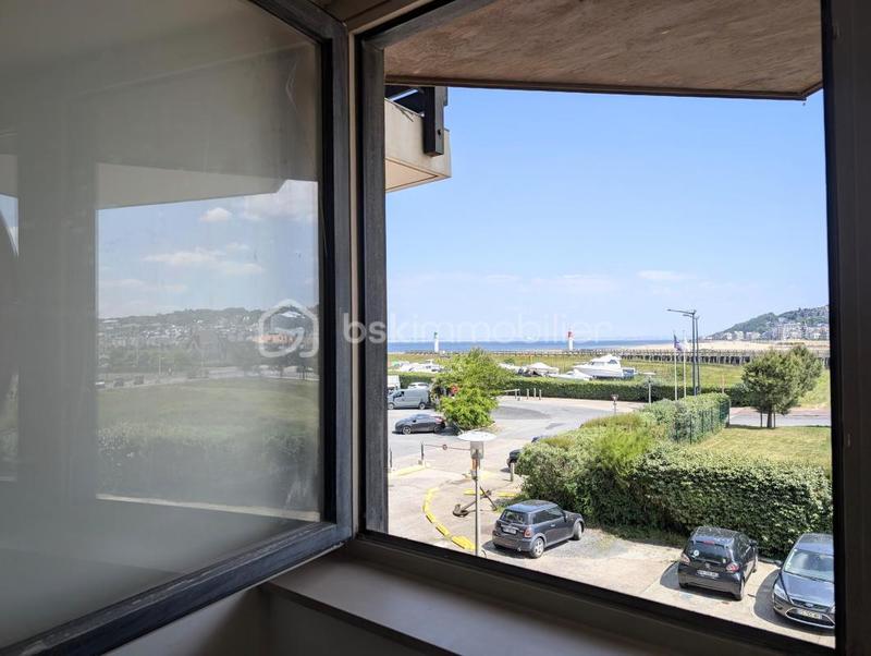 Bureau - 117 m² - 5 pièces