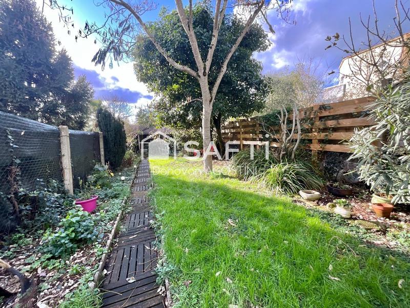 Maison - 80 m² - 4 pièces