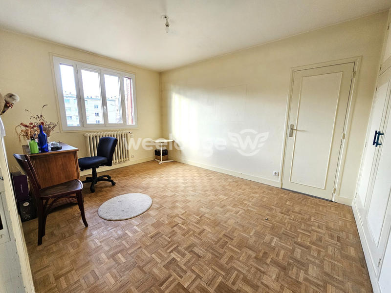 Maison - 143 m² - 8 pièces