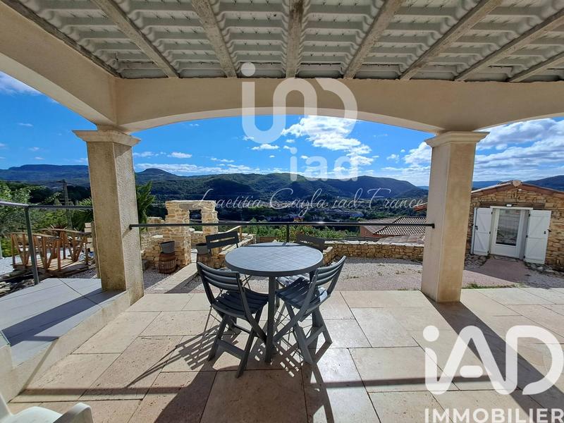 Maison - 192 m² - 7 pièces