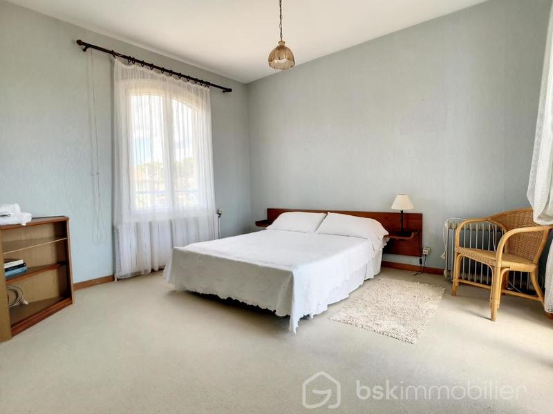 Maison ancienne - 206 m² - 7 pièces