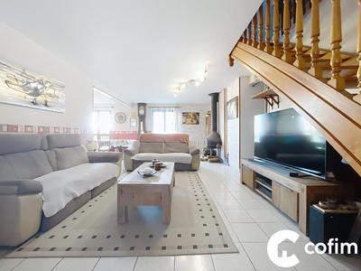 Maison - 140 m² - 6 pièces