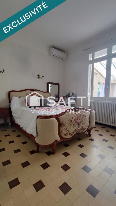 Maison - 250 m² - 8 pièces