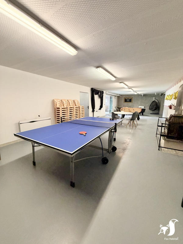 Maison - 214 m² - 6 pièces