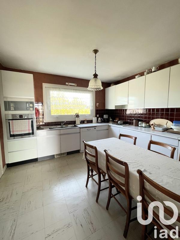 Appartement - 96 m² - 6 pièces