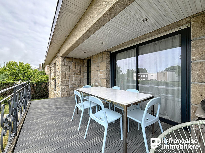 Maison - 181 m² - 8 pièces