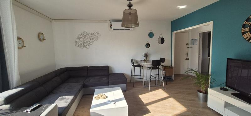 Appartement - 81 m² - 5 pièces