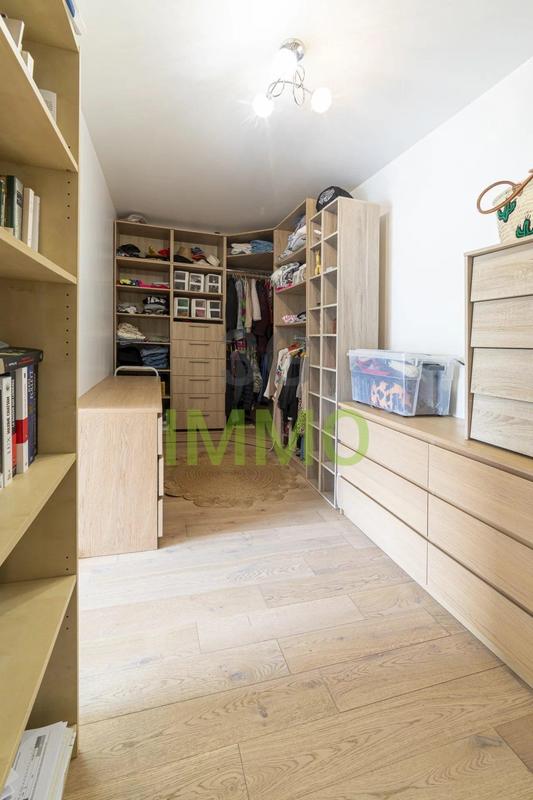 Villa - 175 m² - 6 pièces