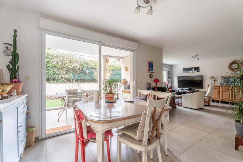 Appartement - 77 m² - 3 pièces