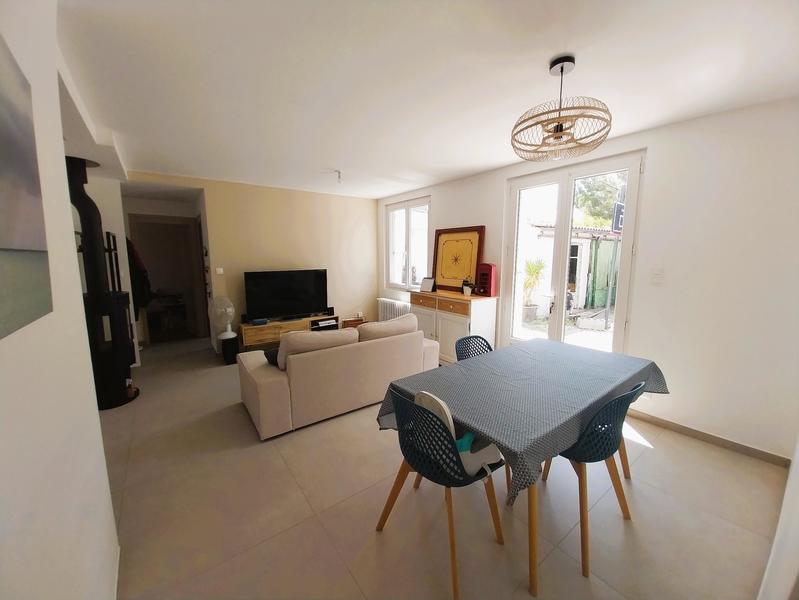 Maison - 80 m² - 5 pièces