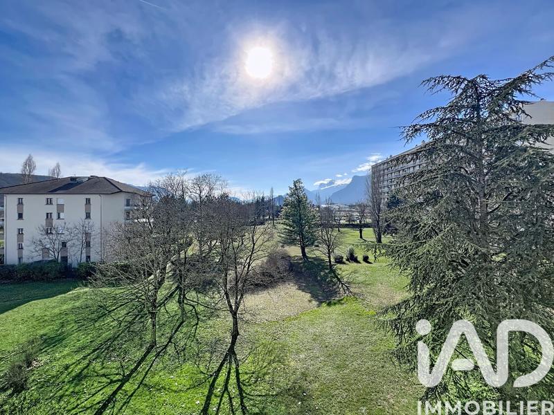 Appartement - 79 m² - 4 pièces